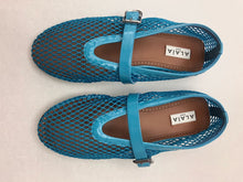 Load image into Gallery viewer, Alaïa - Exclusive Mesh Ballerinas - Turqoiuse