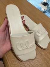 Load image into Gallery viewer, Chloé - Chloé Soleil Mules in Leather - White