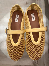 Load image into Gallery viewer, Alaïa - New Mesh Ballerinas - Lemon Yellow
