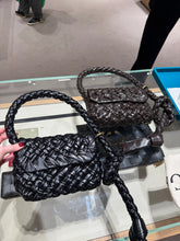 Load image into Gallery viewer, Bottega Veneta - Kalimero City Bag - Intreccio Foulard Soft Leather Shoulder Bag with Sliding Strap Ring - Black -3900
