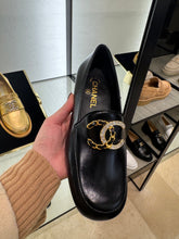 Load image into Gallery viewer, Chanel -  Shiny Lambskin Mocassins - Black/Gold
