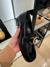 Load image into Gallery viewer, Chanel -  Shiny Lambskin Mocassins - Black/Gold
