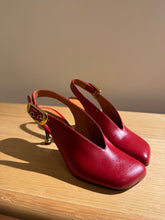 Load image into Gallery viewer, Chloé - Exclusive Limited Edition Andrea Heels - Red
