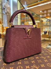 Load image into Gallery viewer, Louis Vuitton - Exclusive Limited Edition Mini Capucines Handbag in Ostrich Leather - Bordeaux
