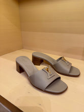 Load image into Gallery viewer, Louis Vuitton - LV Capri Mule - Grey Galet
