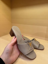 Load image into Gallery viewer, Louis Vuitton - LV Capri Mule - Grey Galet
