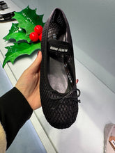 Load image into Gallery viewer, MiuMiu - Mesh Ballerinas - Black
