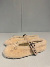 Load image into Gallery viewer, Miu miu - Sheepskin Ballerinas - Natural
